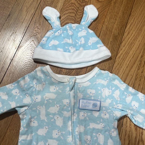 My First Easter Bunny Outfit - Picture 2 of 5